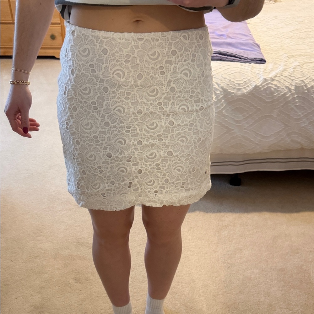 Brooks Brothers White Lace Mini Skirt